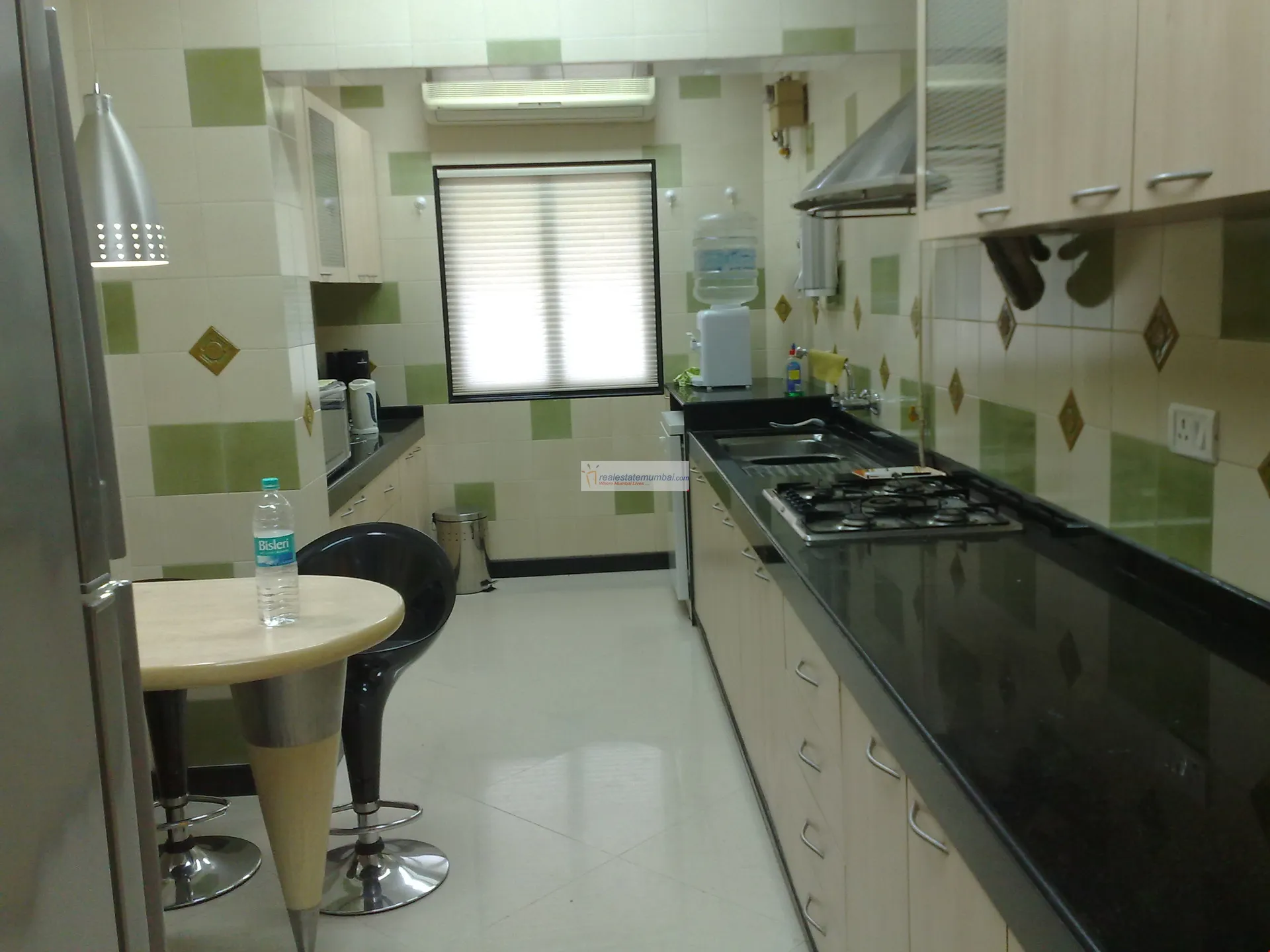3 BHK Flats for Sale in Nibbana Annexe, Bandra West