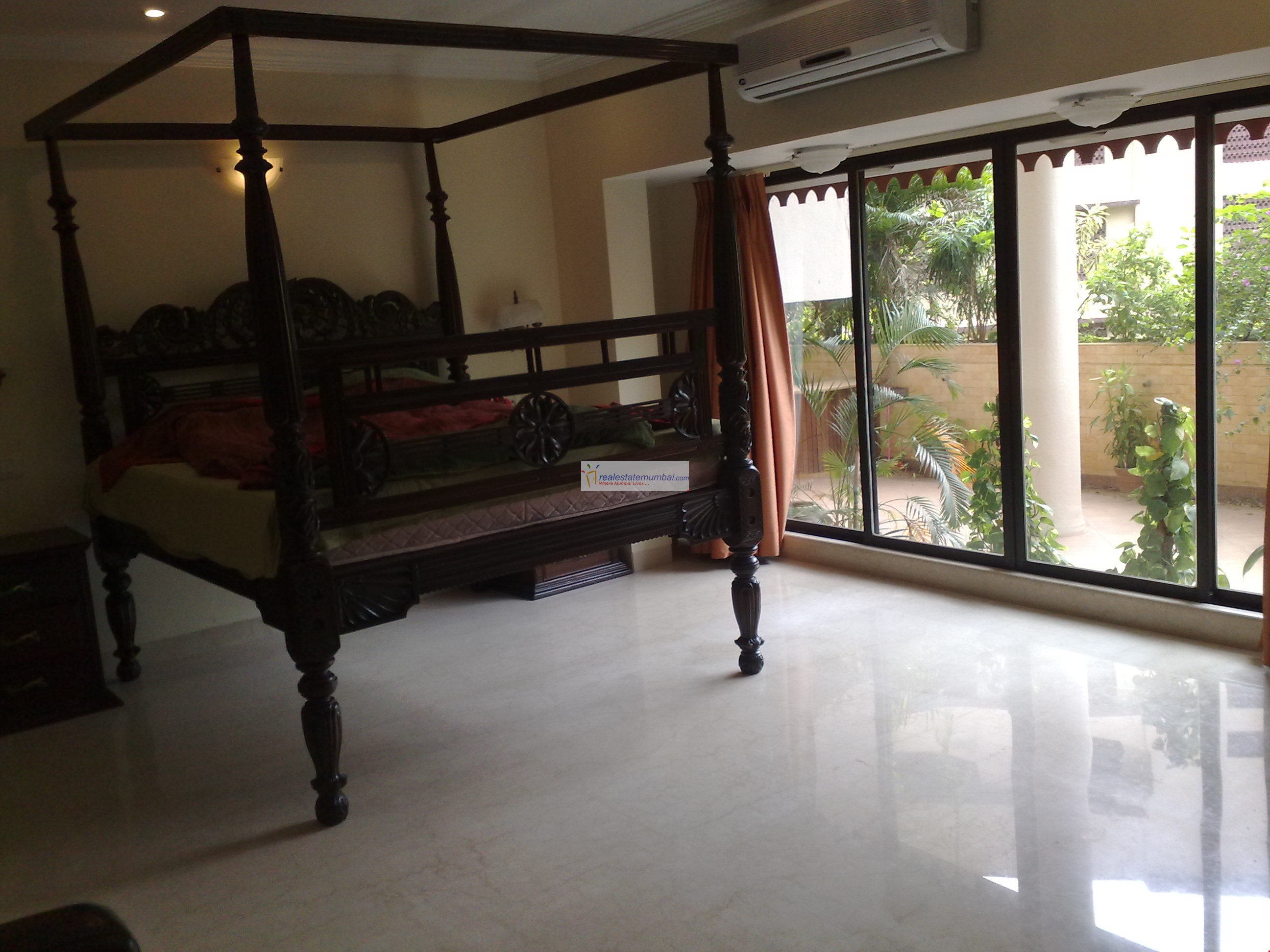 Master Bedroom - Nibbana Annexe, Bandra West