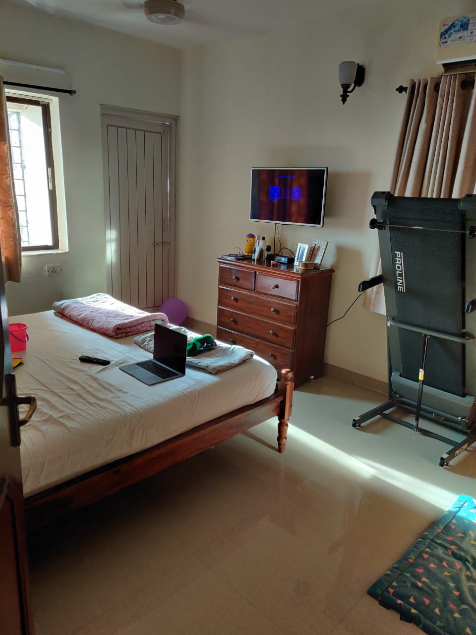 Bedroom 22 - Ocean View, Khar West