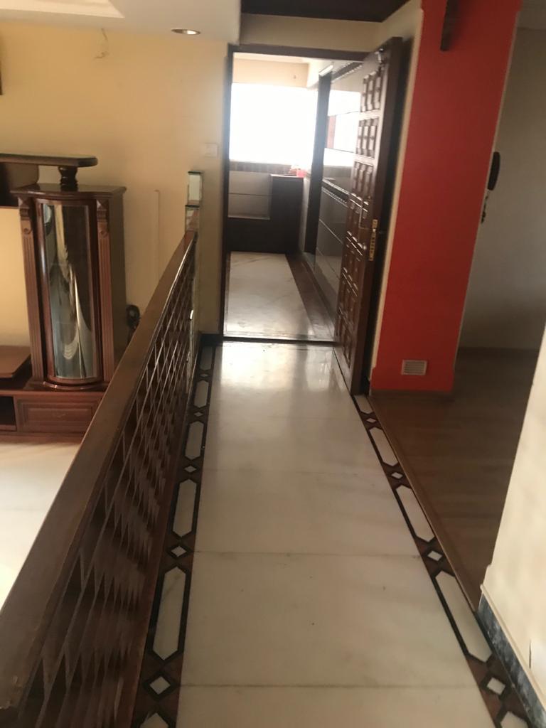 Building2 - Kalpak Gulistan, Bandra West