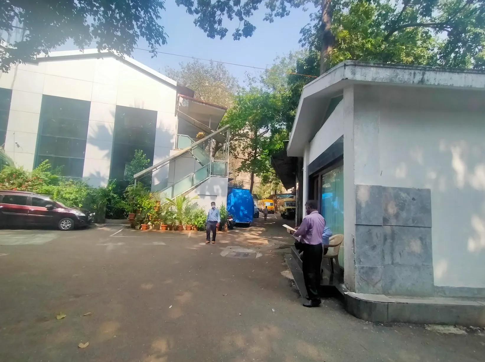 Plot Offices on Rent in Podar Center, Lower Parel