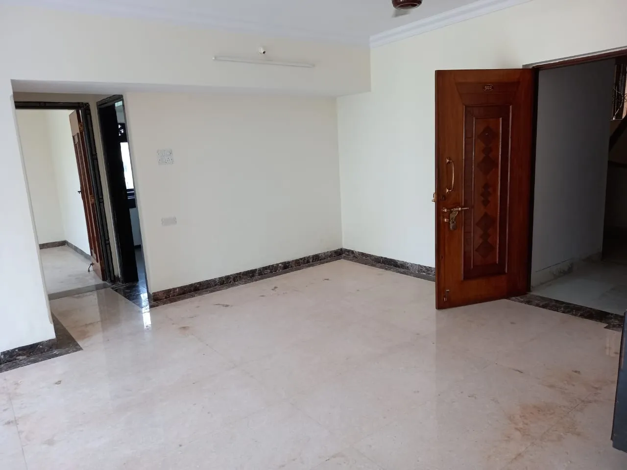 3 BHK Flats on Rent in Dheeraj Swapna, Bandra West