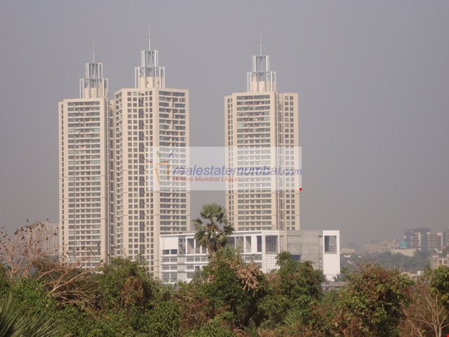 2½ BHK Semi Furnished in Oberoi Woods , Goregaon East