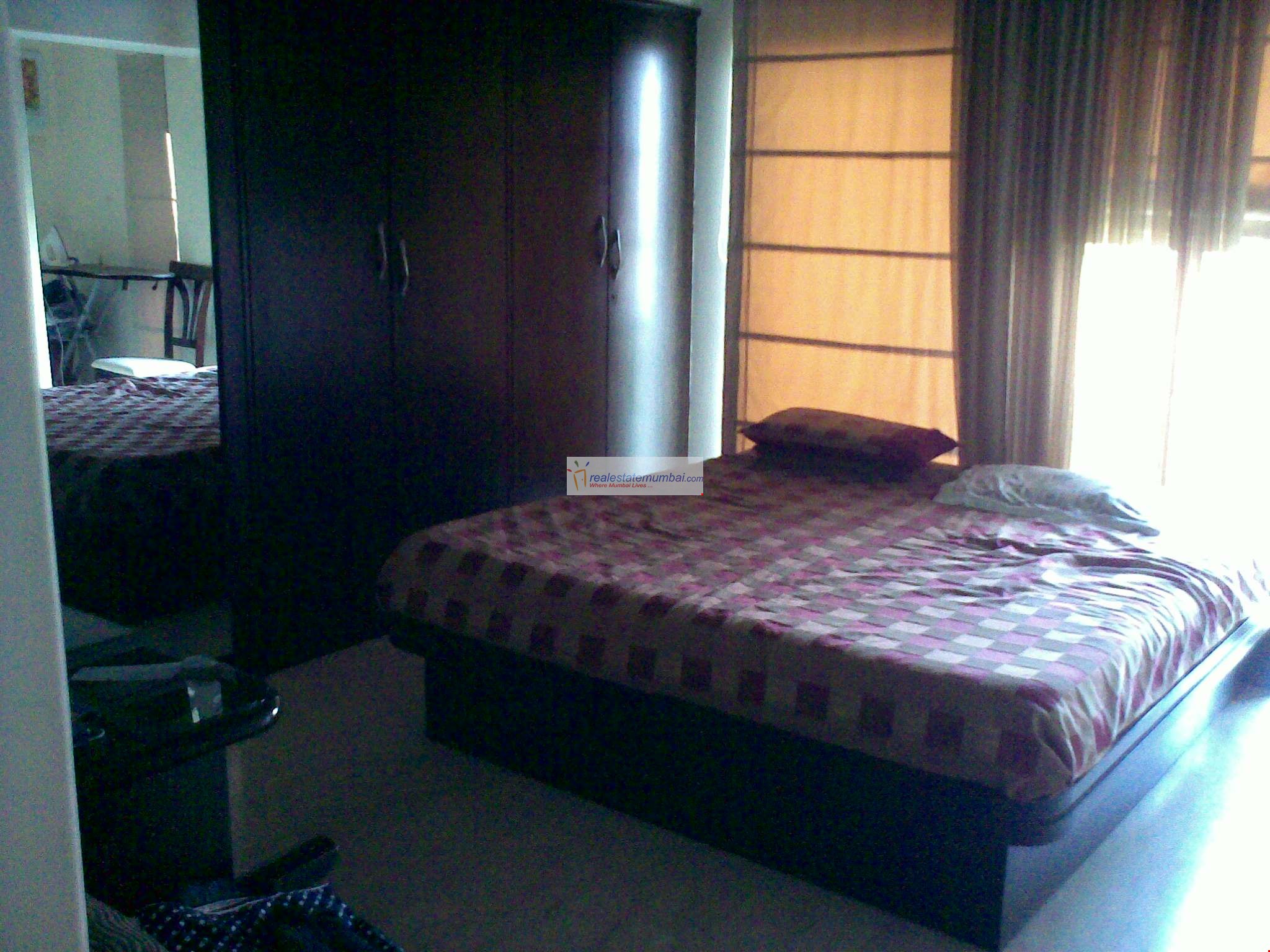Bedroom 21 - June Blossoms, Bandra West