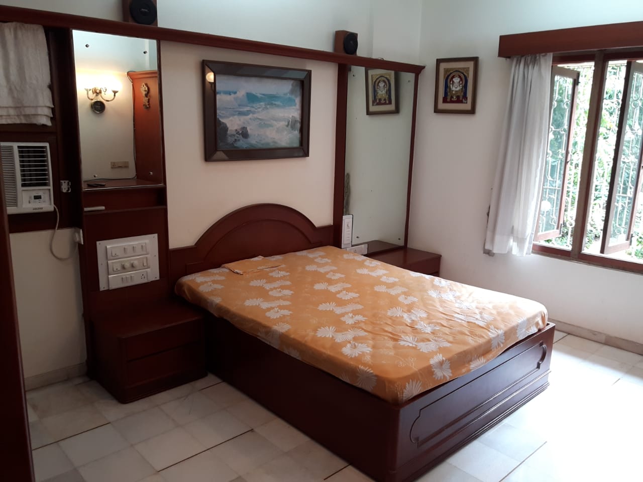 Bedroom 21 - Varsha, Juhu