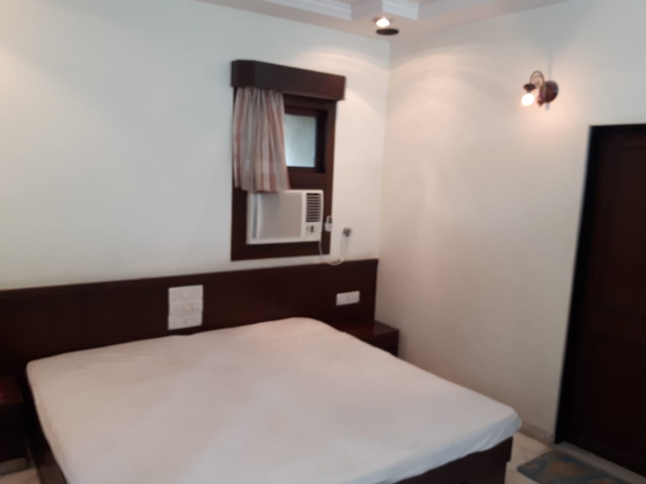 Bedroom 31 - Varsha, Juhu