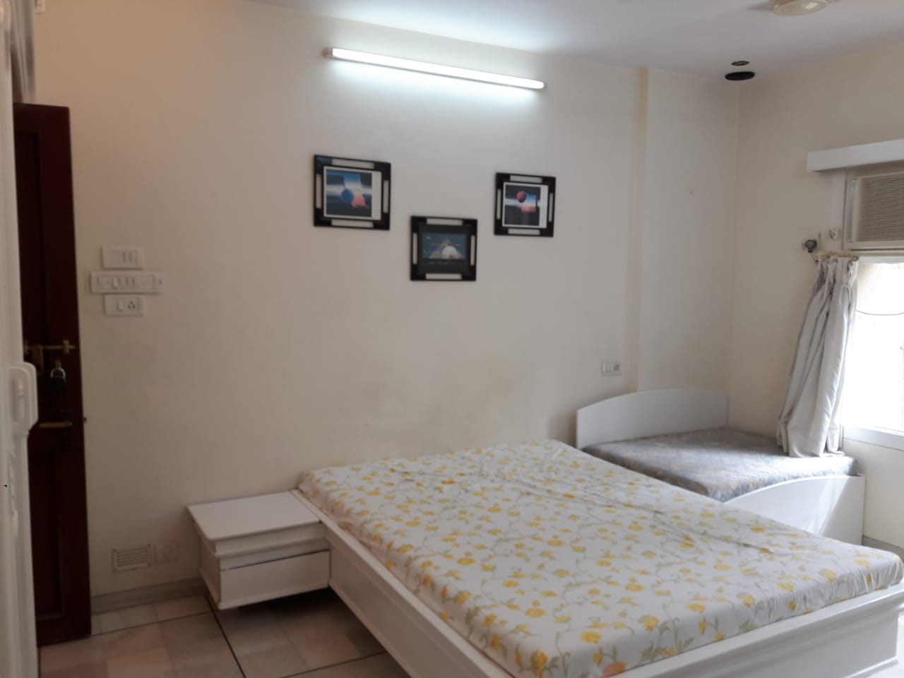 Master Bedroom2 - Varsha, Juhu