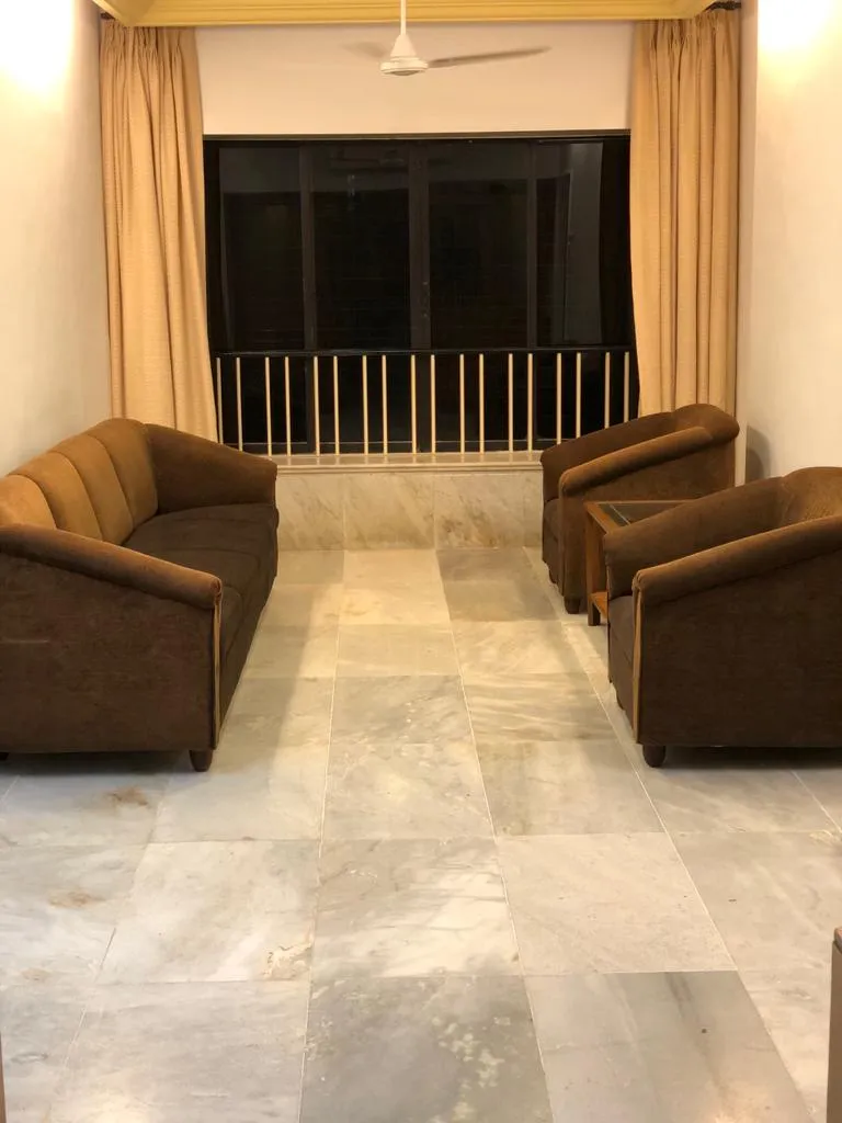 2 BHK Flats for Sale in Dinkar Smruti, Bandra West