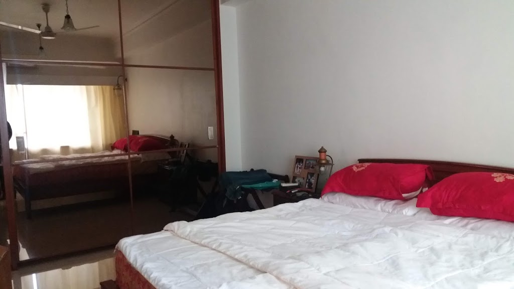 Bedroom 32 - Sea Bird, Bandra West