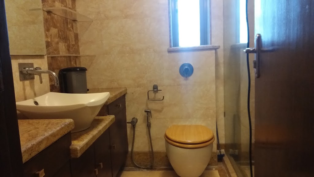 Master Bathroom2 - Sea Bird, Bandra West