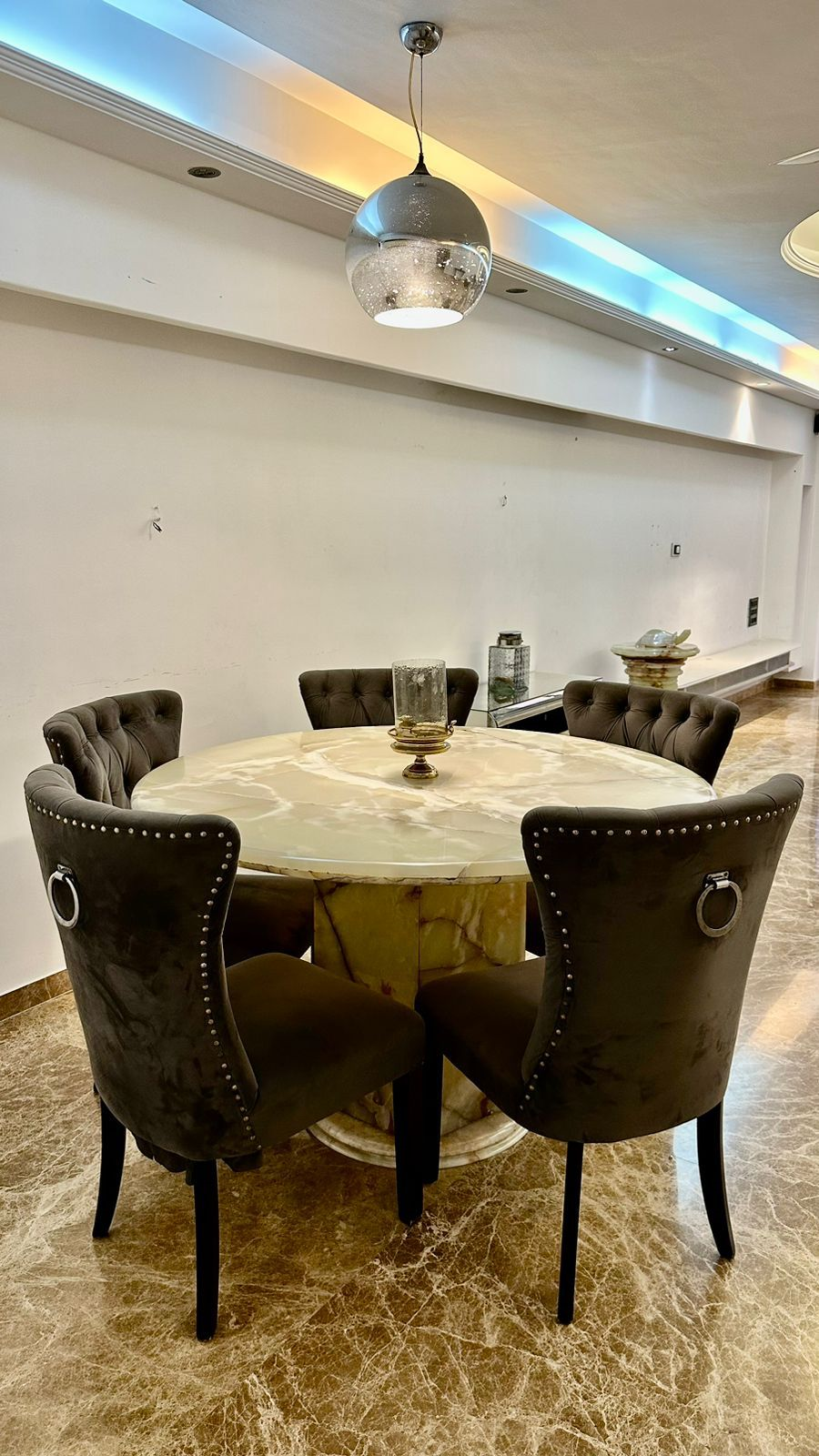 8 - Oberoi Sky Heights, Andheri West