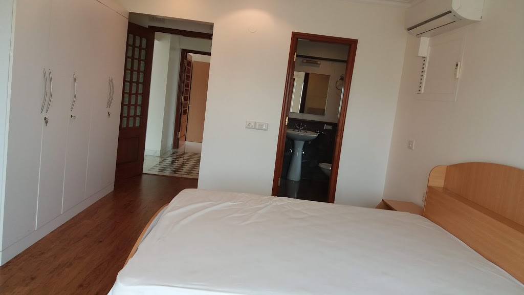 Bedroom 31 - Vinrita   , Bandra West