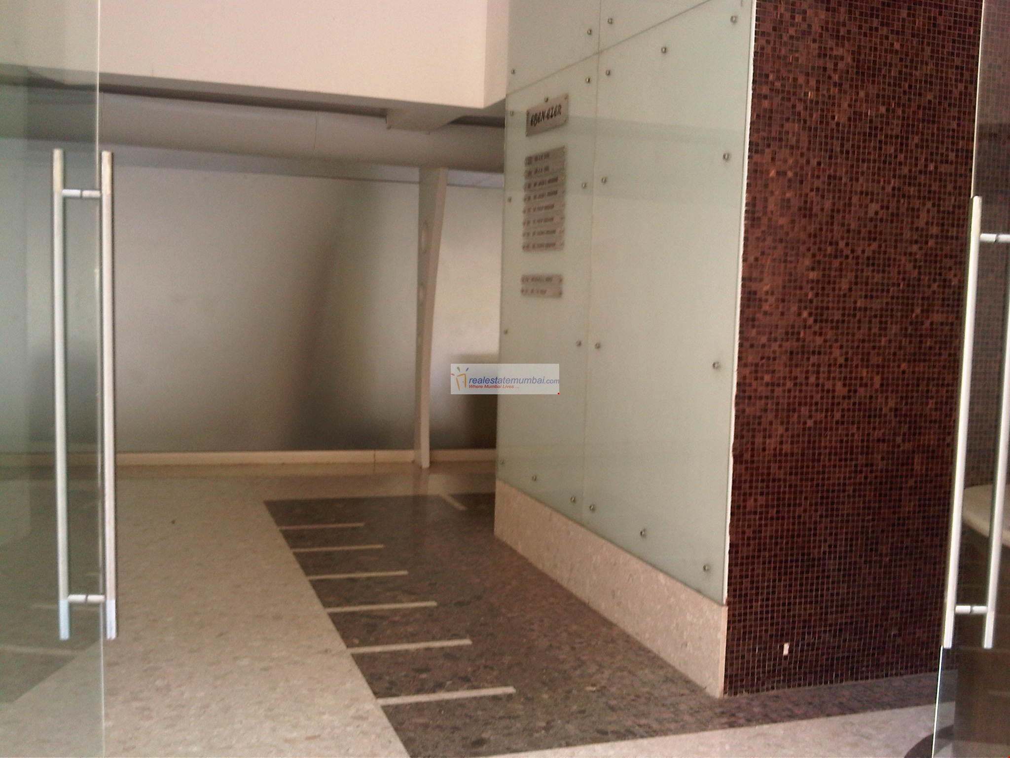 Lobby - Ebenezer, Santacruz West