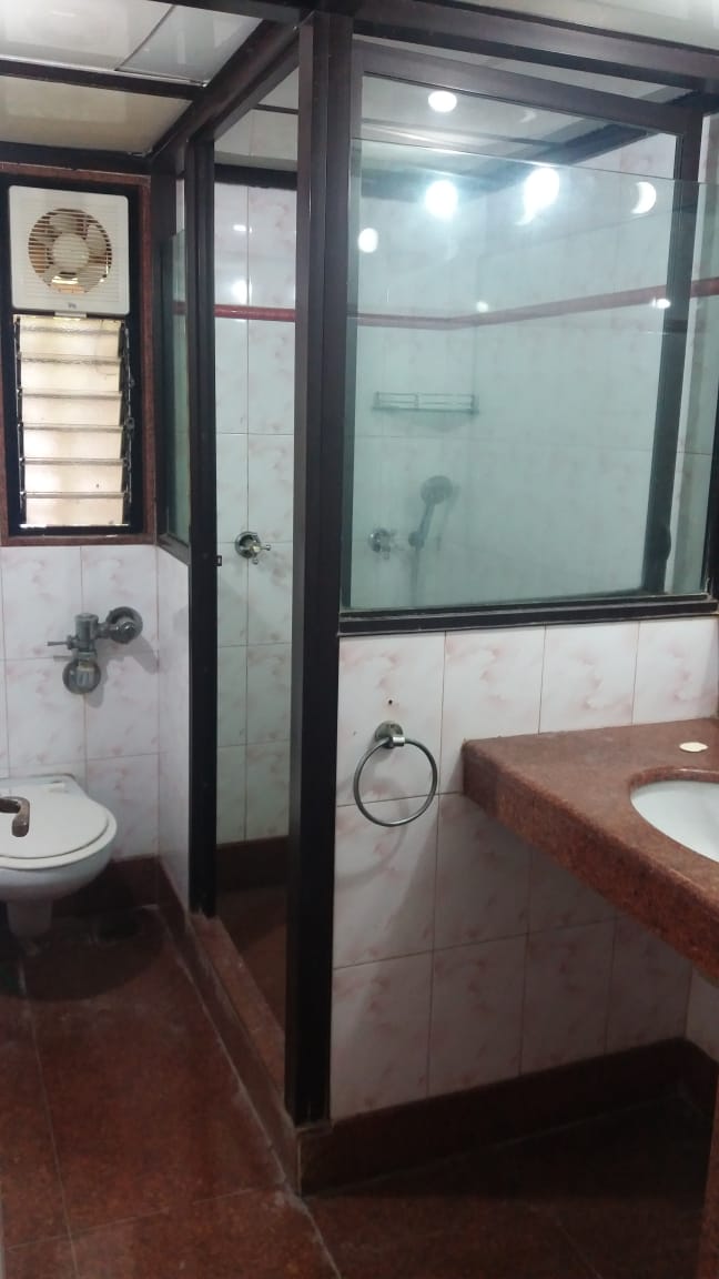 Bathroom 4 - Phiroze, Bandra West