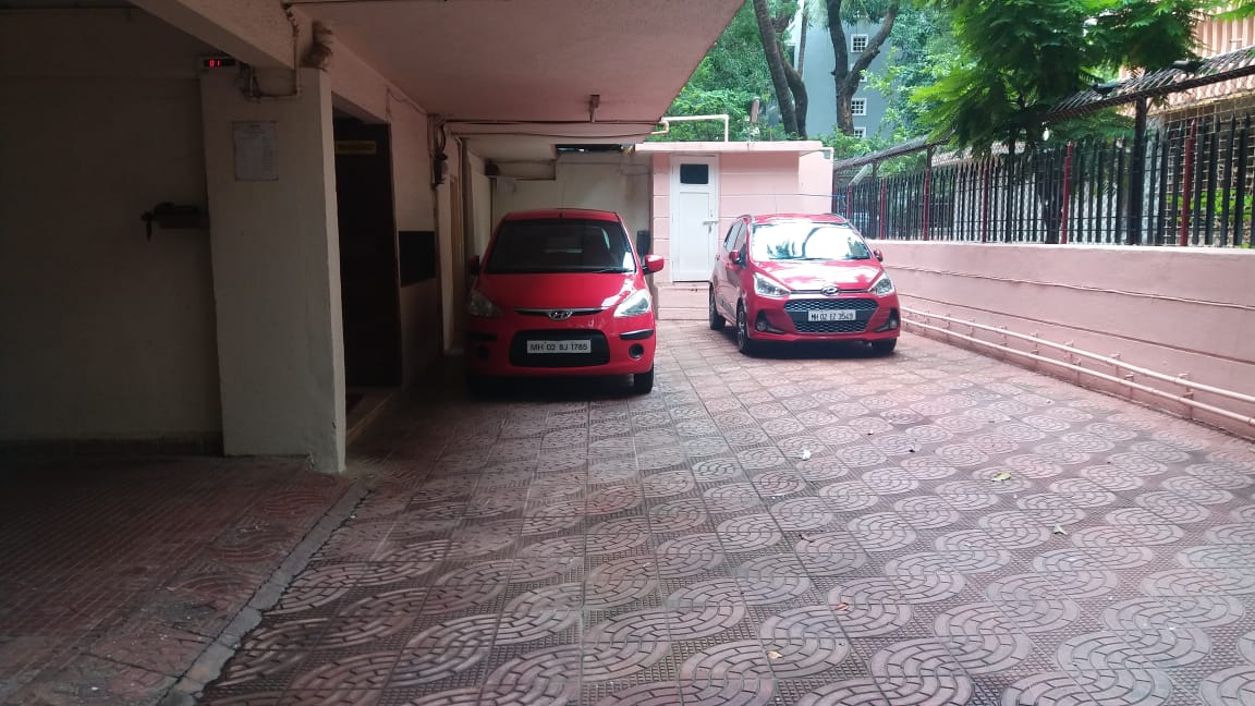 Building3 - Phiroze, Bandra West