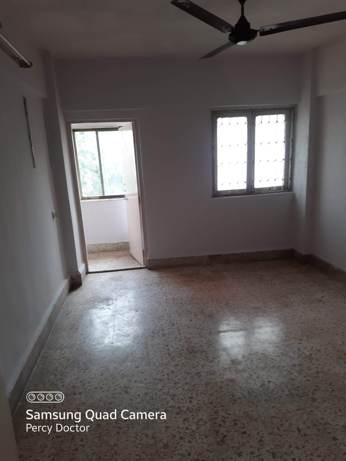 2 BHK Flats for Sale in Amar Tower, Juhu