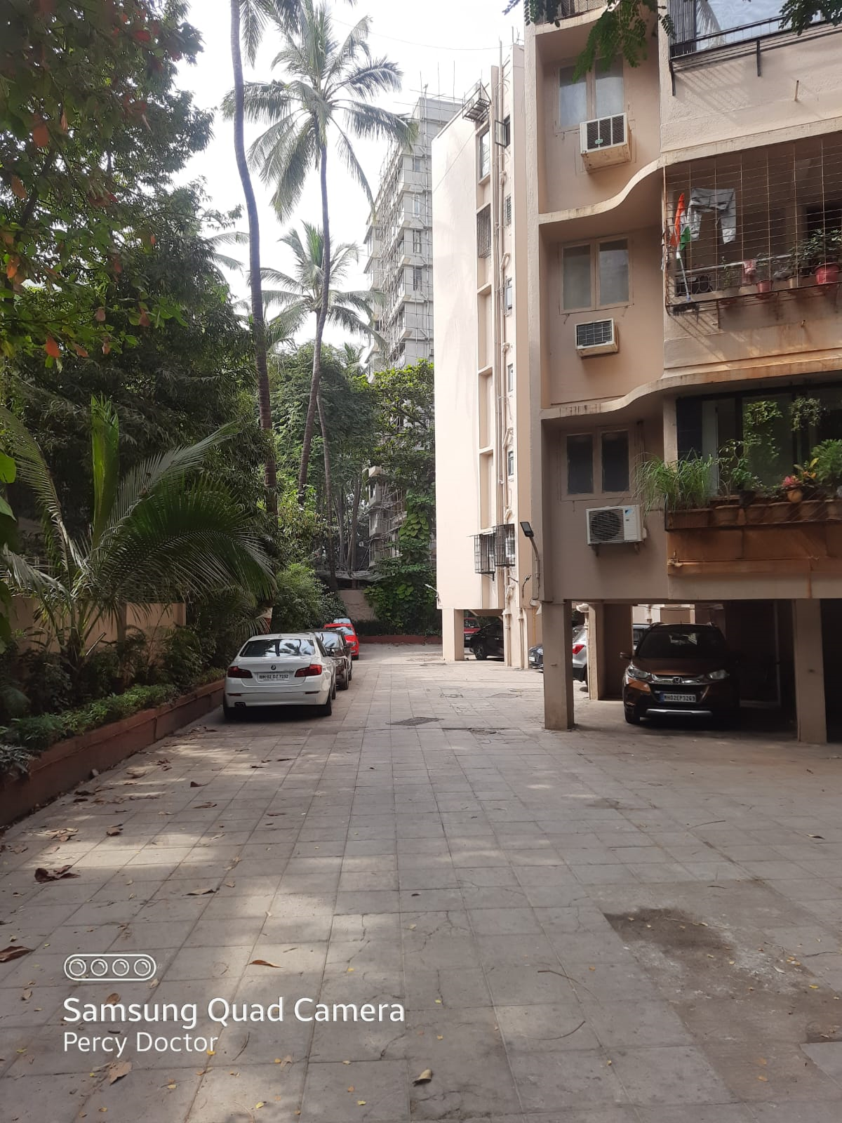 2 BHK Un Furnished in Amar Tower , Juhu
