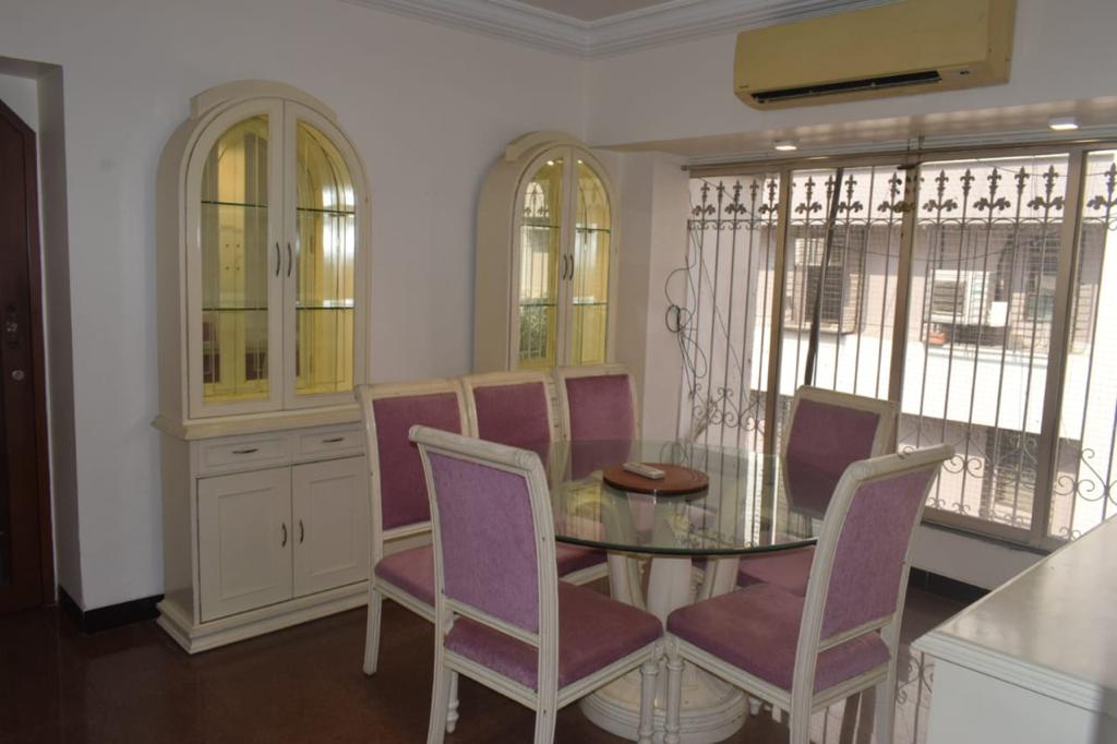 Dining2 - Prestige Court, Khar West