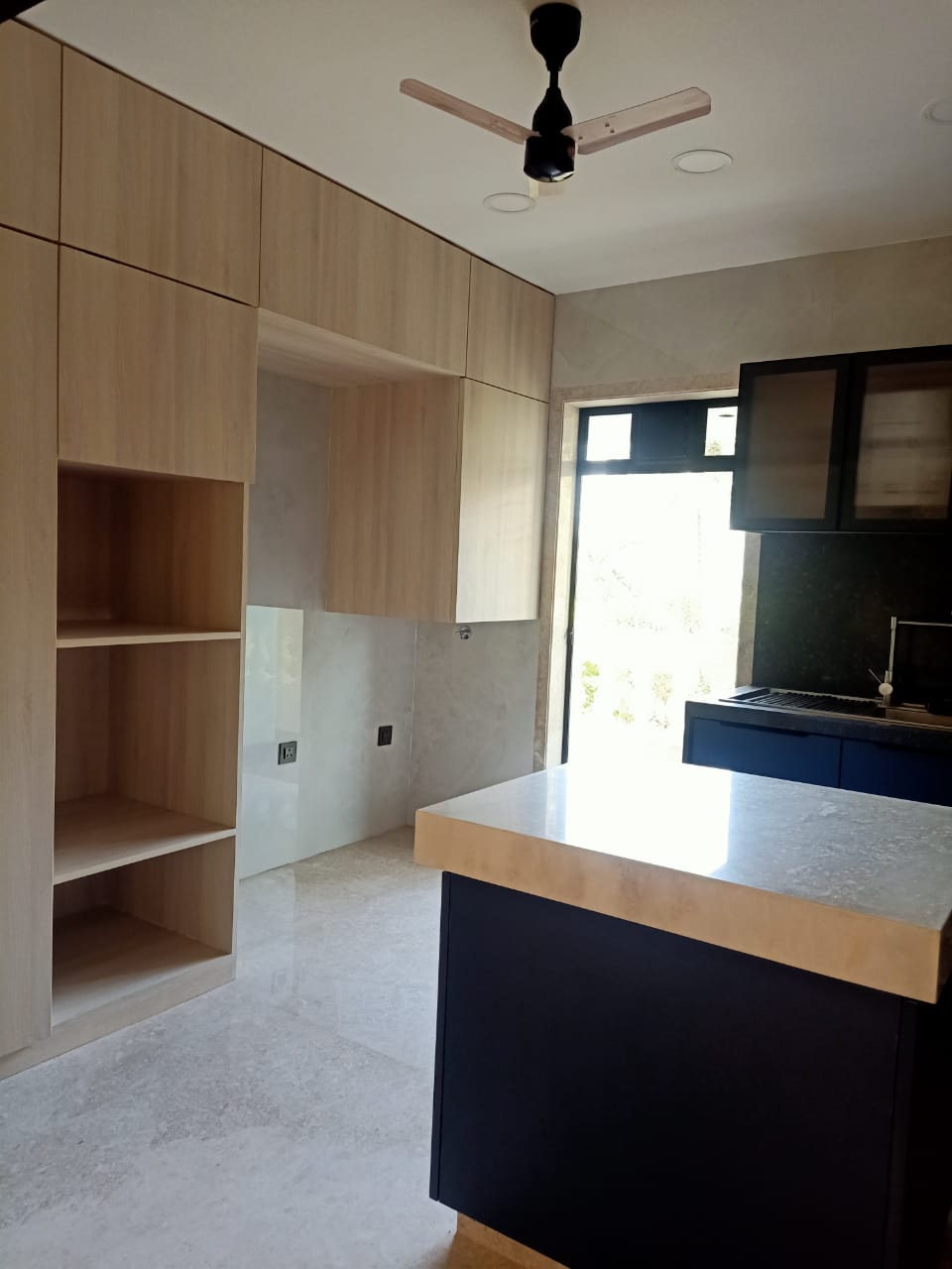 5 - Regency Terraces, Khar West