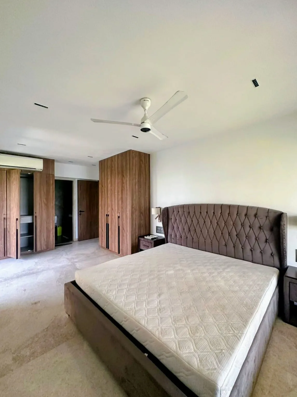 R10 - Regency Terraces, Khar West