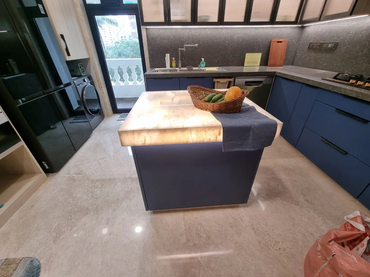 R16 - Regency Terraces, Khar West