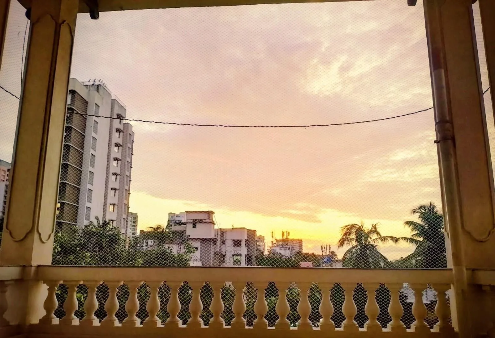 R17 - Regency Terraces, Khar West