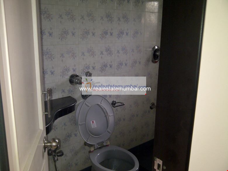 Bathroom 2 - Clementia, Bandra West
