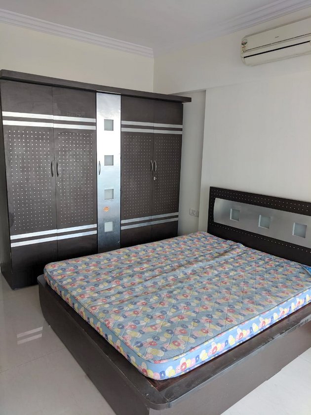 Bedroom 31 - Imperial Heights, Khar West
