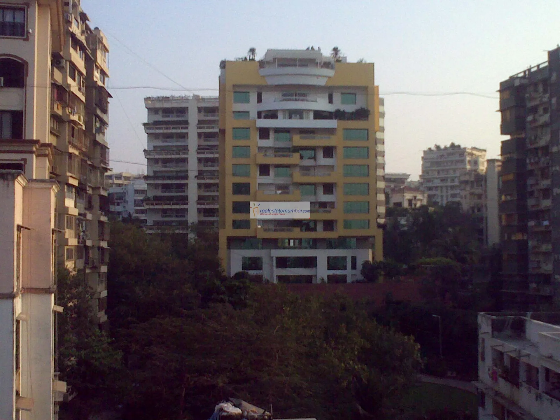 4 BHK Flats on Rent in Kubilisque, Bandra West