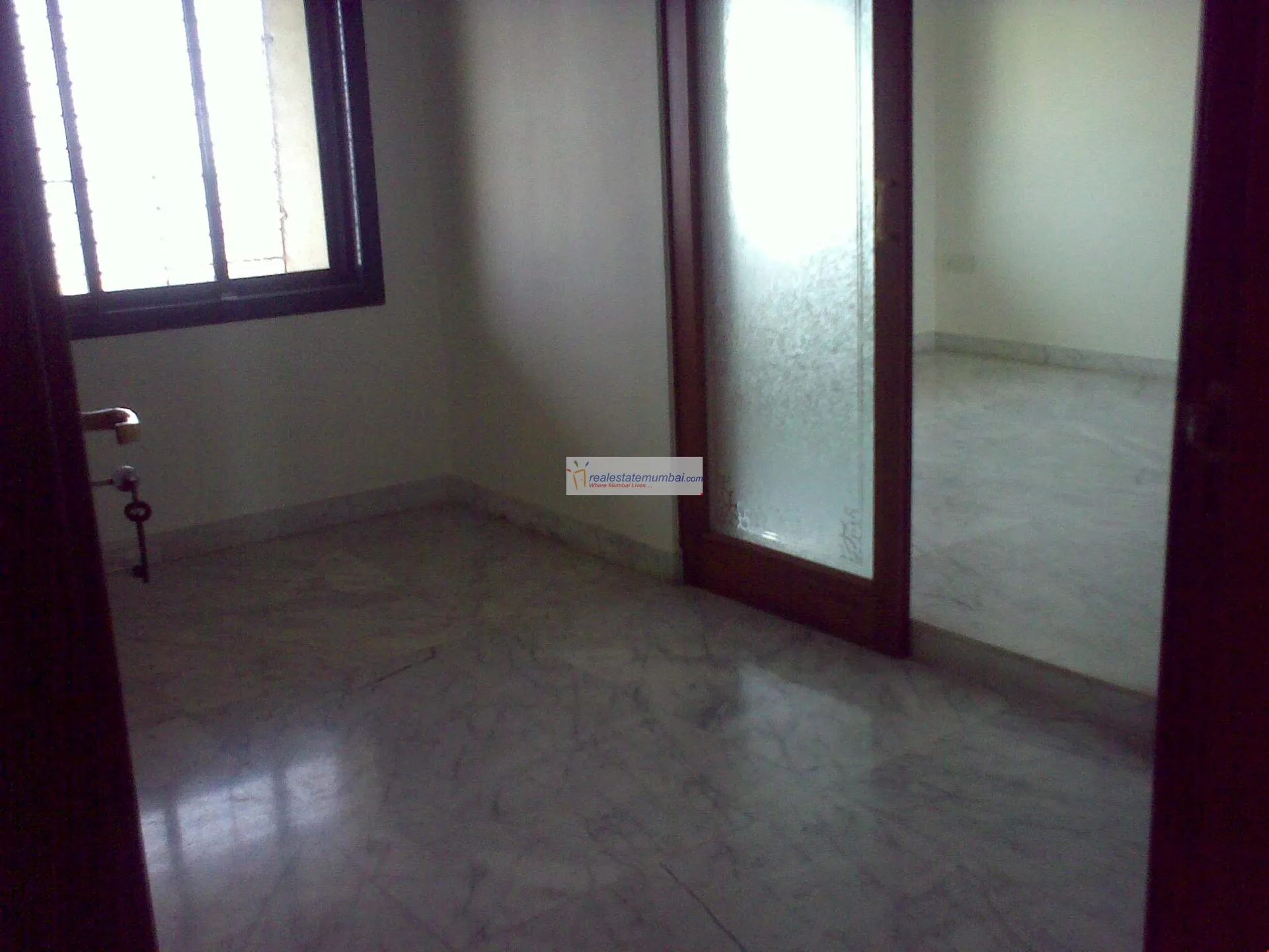 4 BHK Flats on Rent in La Mer, Bandra West