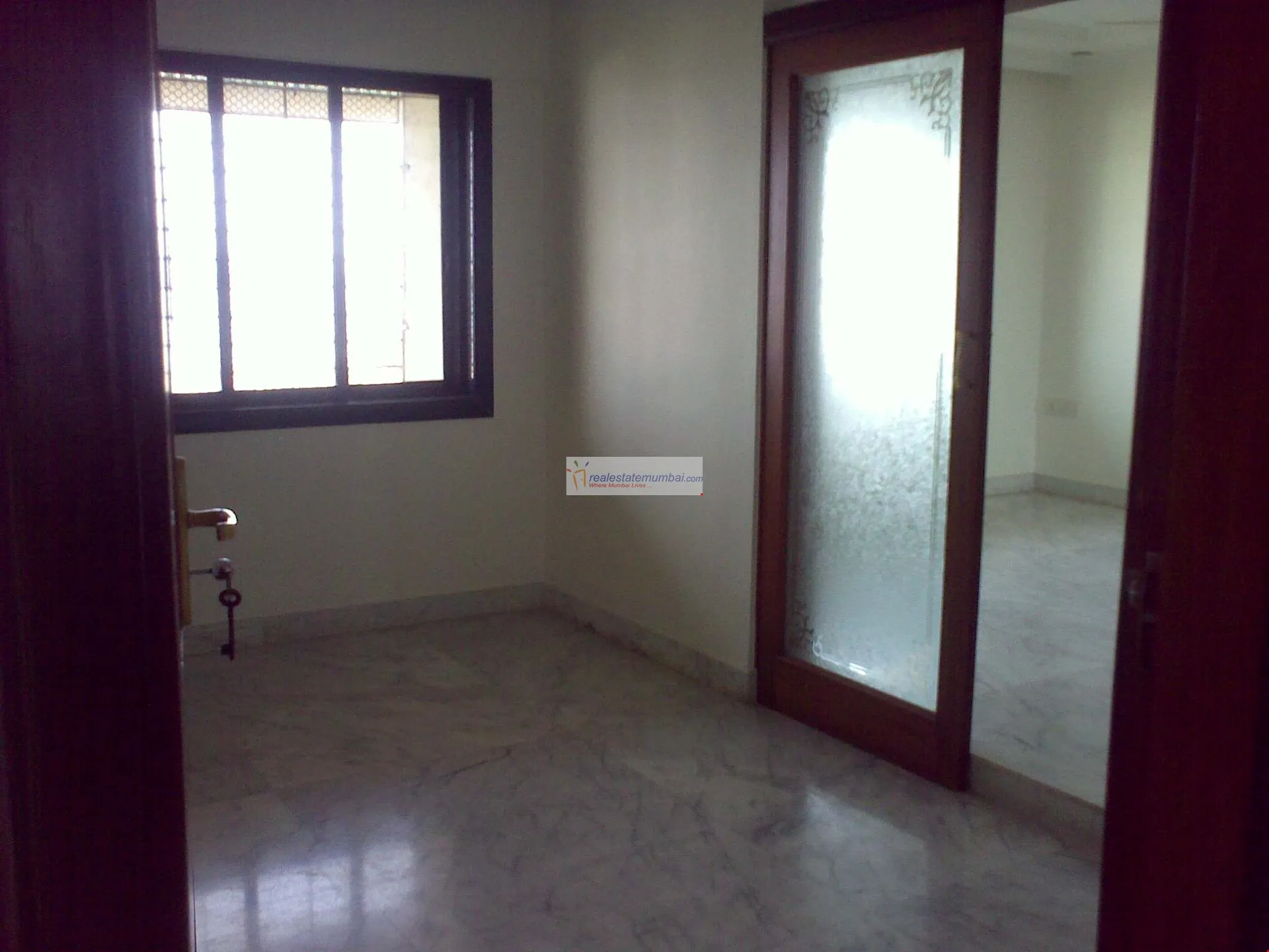 4 BHK Flats on Rent in La Mer, Bandra West