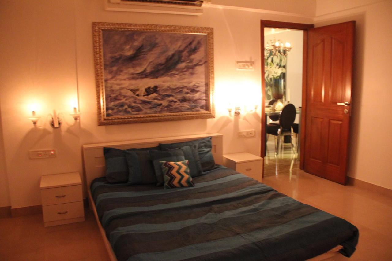 Bedroom 22 - The Moorings, Bandra West