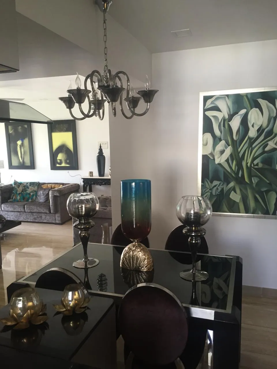 2 BHK Flats for Sale in The Moorings, Bandra West