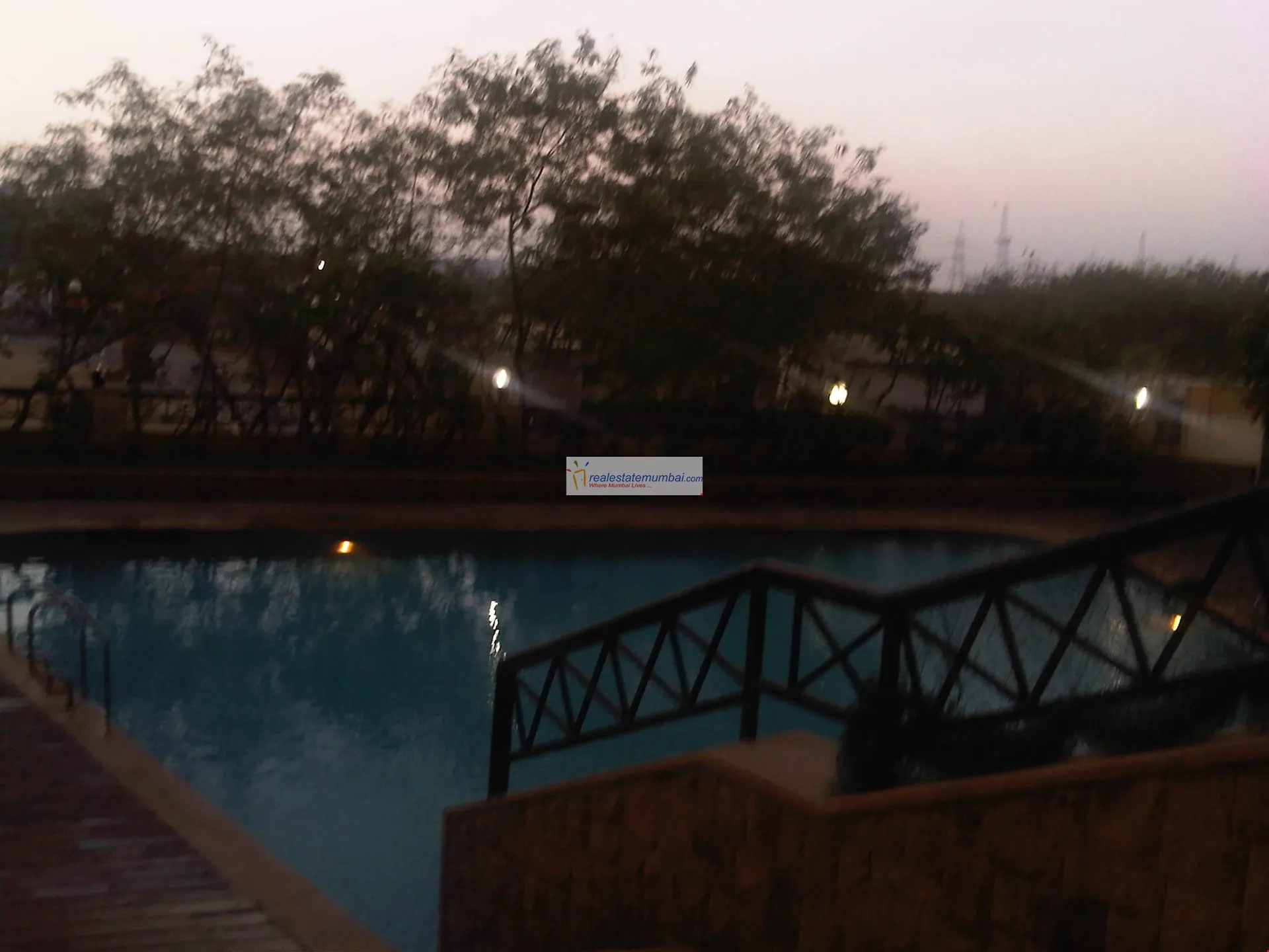 2 BHK Flats on Rent in Park Plaza, Andheri West