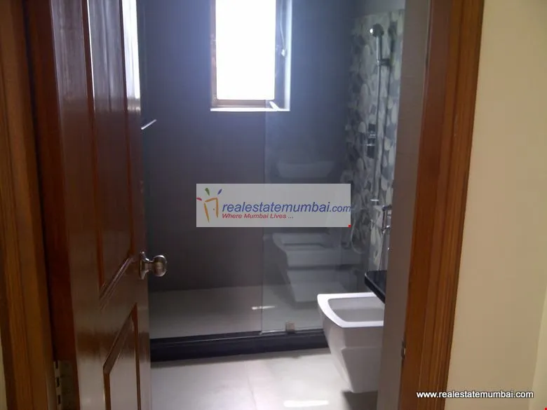 5 BHK Flats on Rent in The Moorings, Bandra West