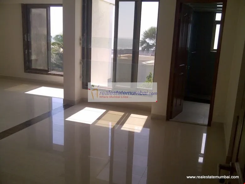 5 BHK Flats on Rent in The Moorings, Bandra West