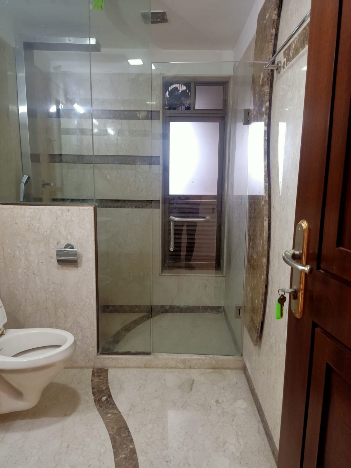 11 - Kukreja Heights, Bandra West