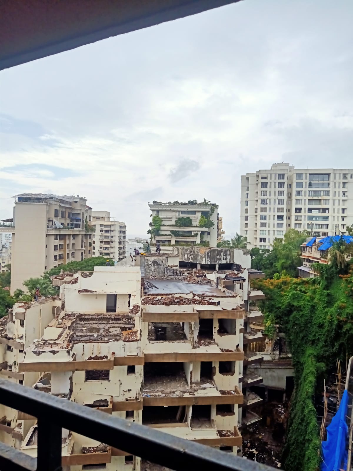 8 - Kukreja Heights, Bandra West