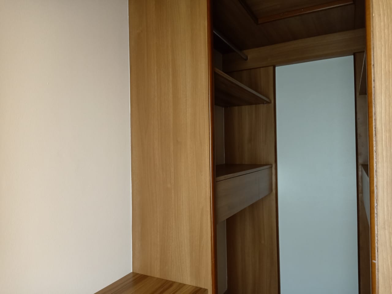 Utility Space1 - Anand Palace, Bandra West