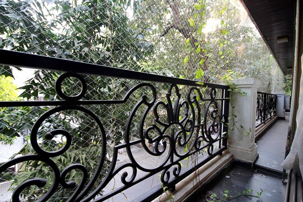 Balcony - Emporis, Bandra West