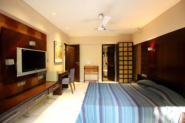 Master Bedroom1 - Emporis, Bandra West