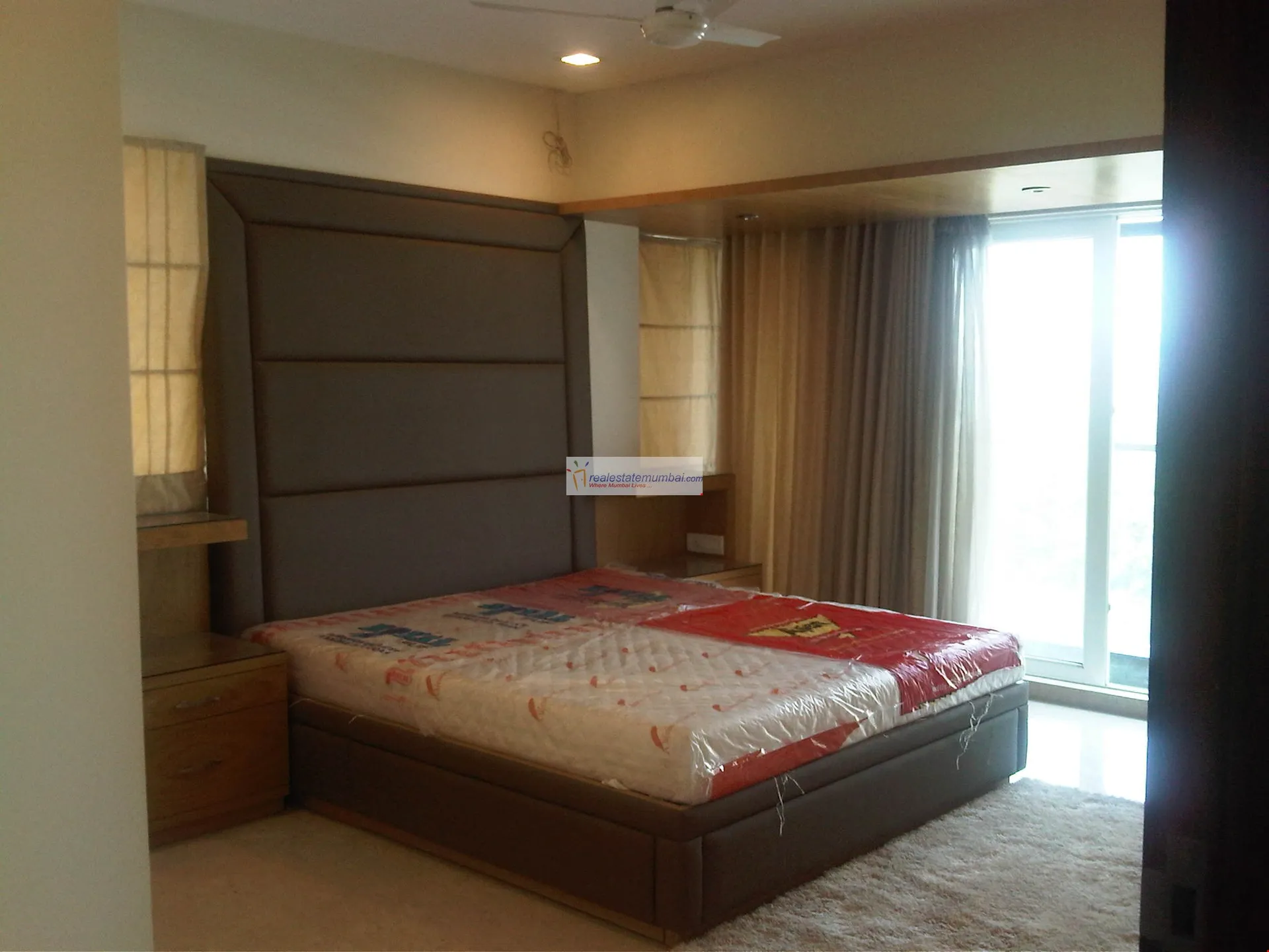 4 BHK Flats on Rent in Raj Rahul, Juhu