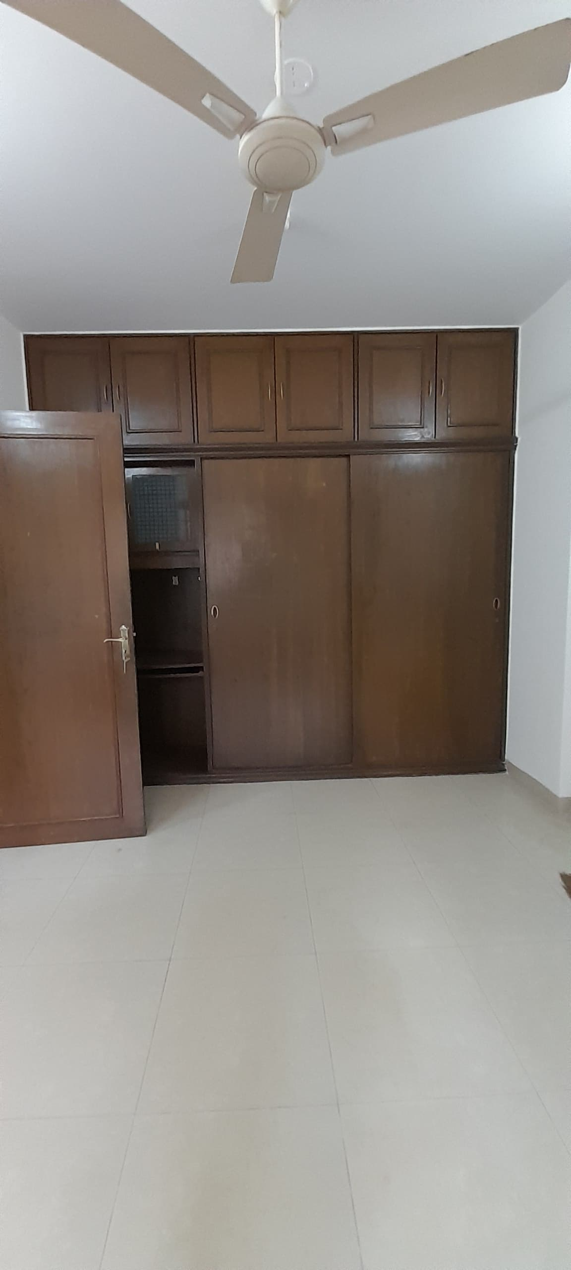 3 BHK Flats for Sale in Golden Rays, Andheri West