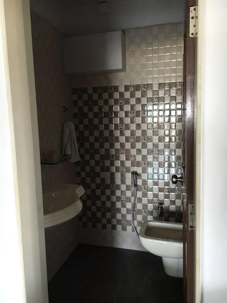 3 BHK Flats on Rent in Everest, Walkeshwar