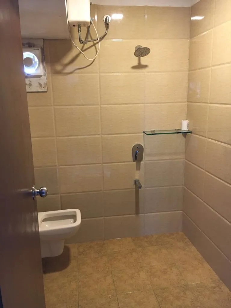 3 BHK Flats on Rent in Everest, Walkeshwar