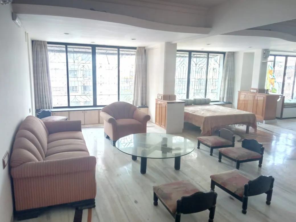 4 BHK Flats for Sale in Pearl Apartment, Andheri West