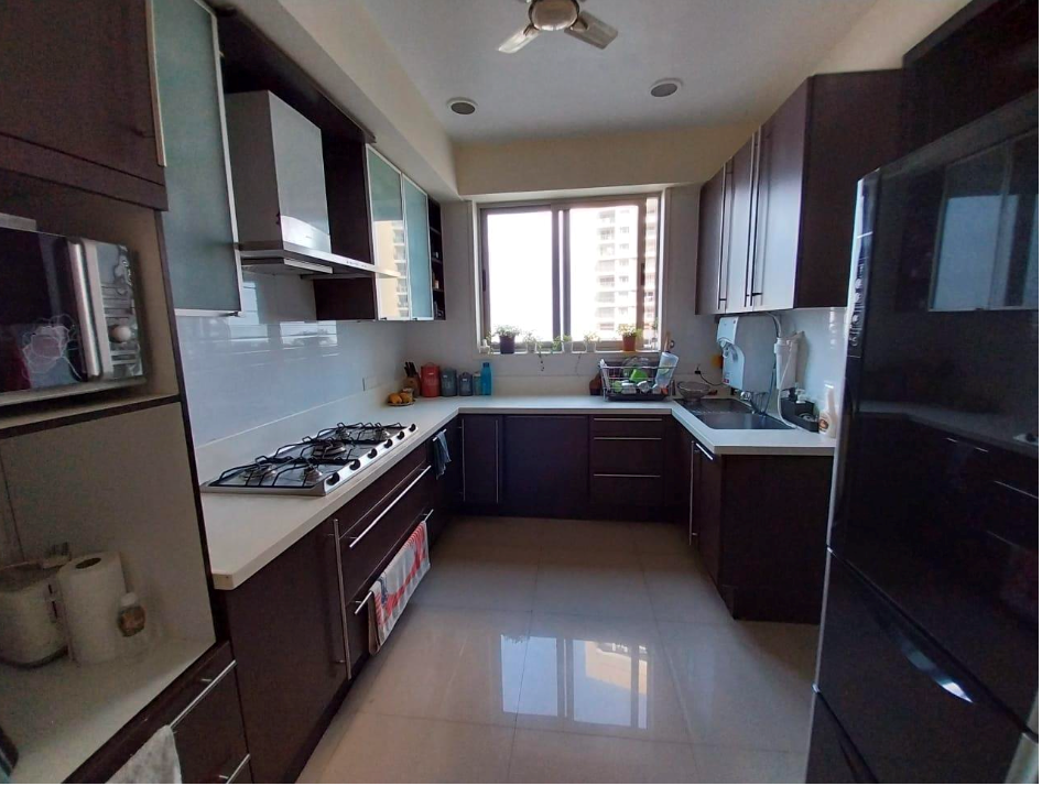 7 - Lodha Bellissimo, Mahalaxmi