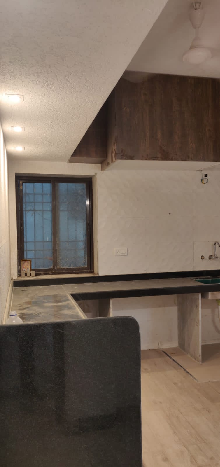 6 - Silver Crest, Juhu