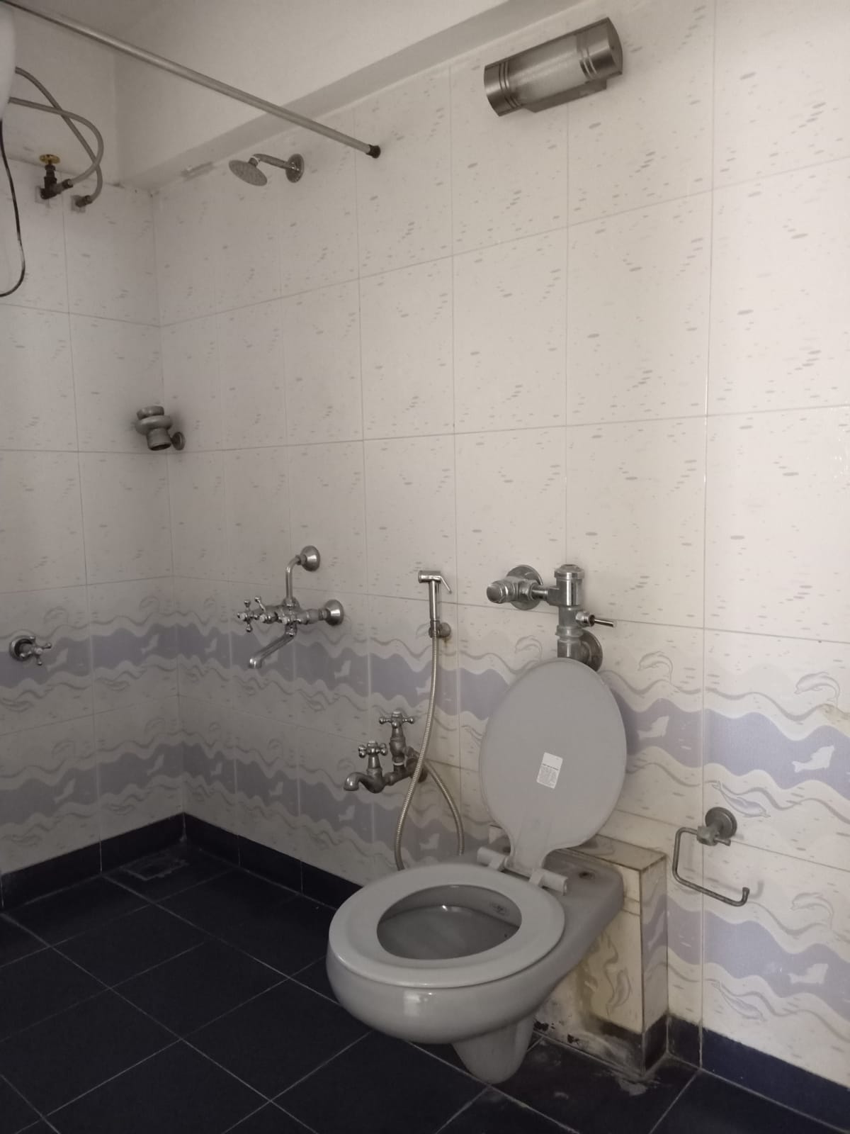 1 - Valencia, Andheri West