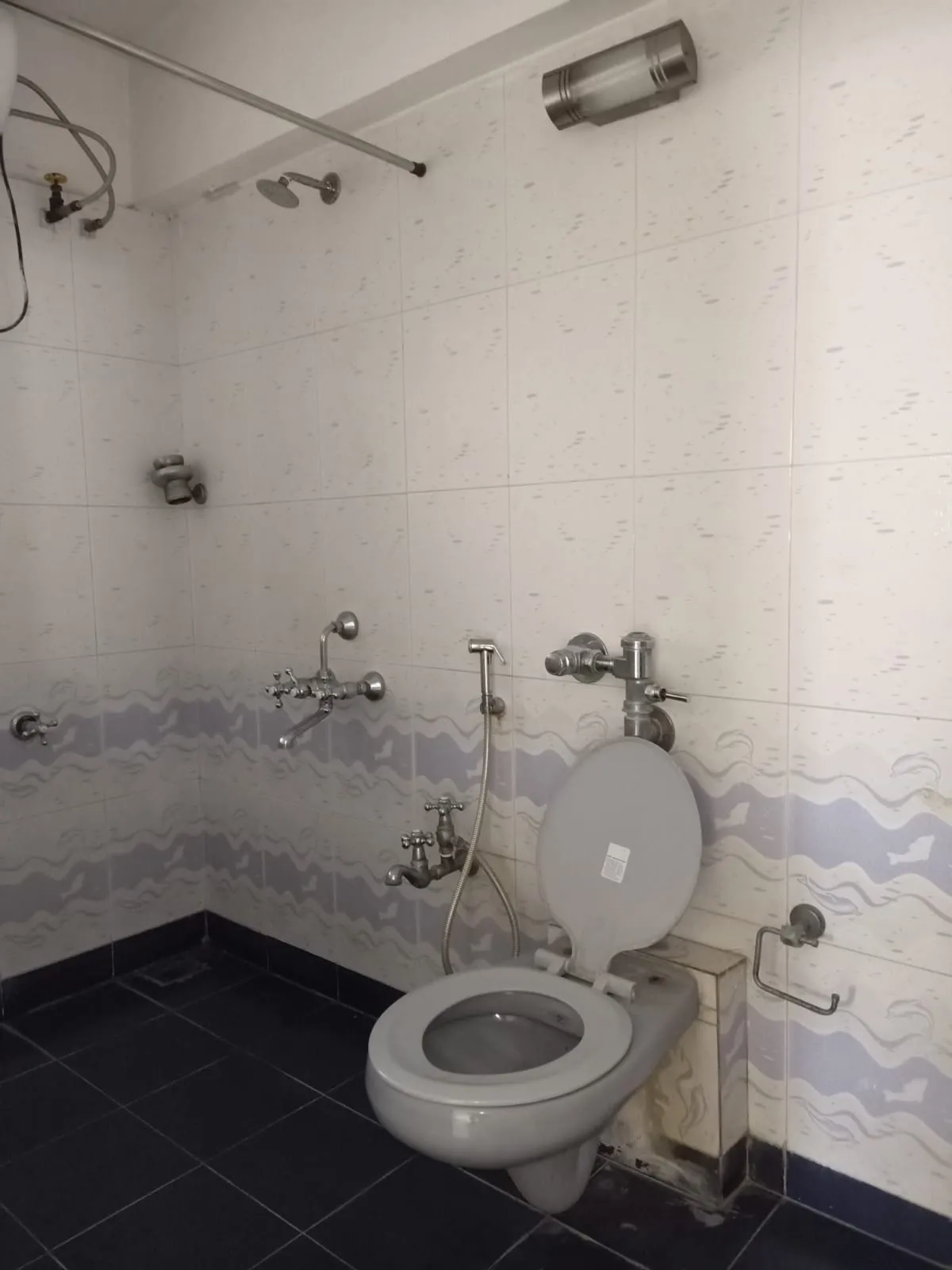 3 BHK Flats for Sale in Valencia, Andheri West